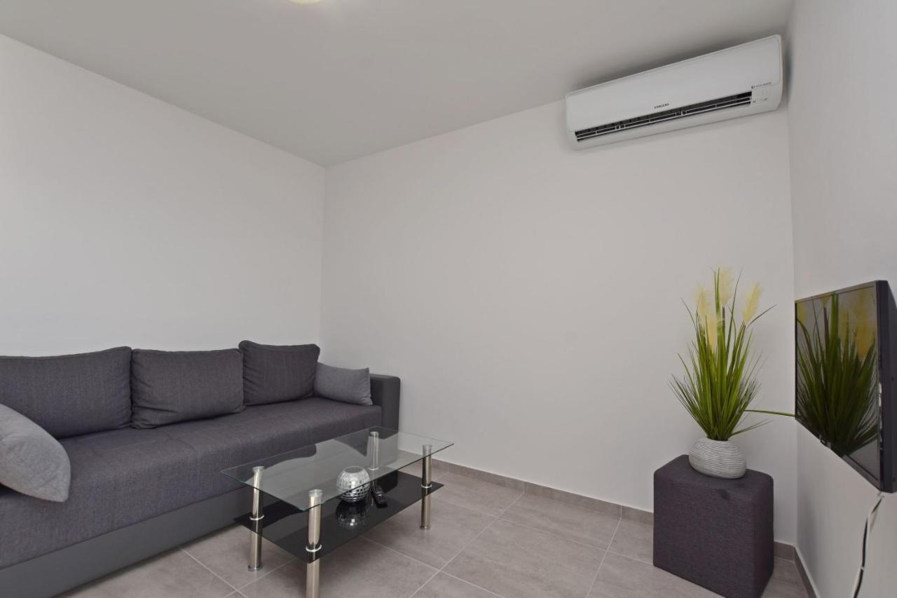 Apartments Danolic Pisak Exterior foto