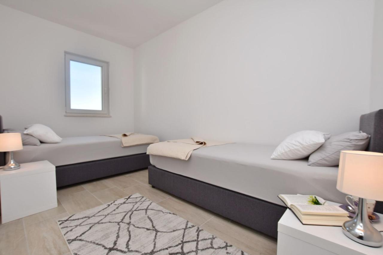 Apartments Danolic Pisak Exterior foto