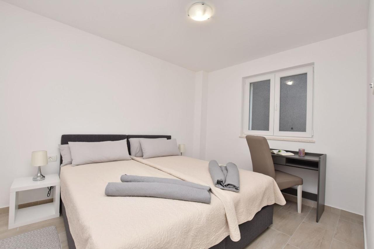 Apartments Danolic Pisak Exterior foto